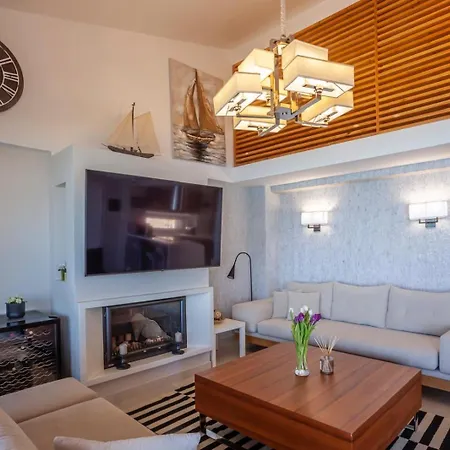 Villa Seafront Luxury Almyra, Chalkidiki *